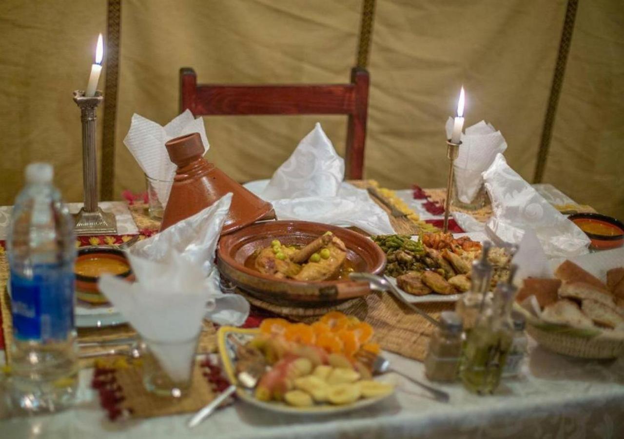 Holiday Luxury Camp Merzouga Buitenkant foto