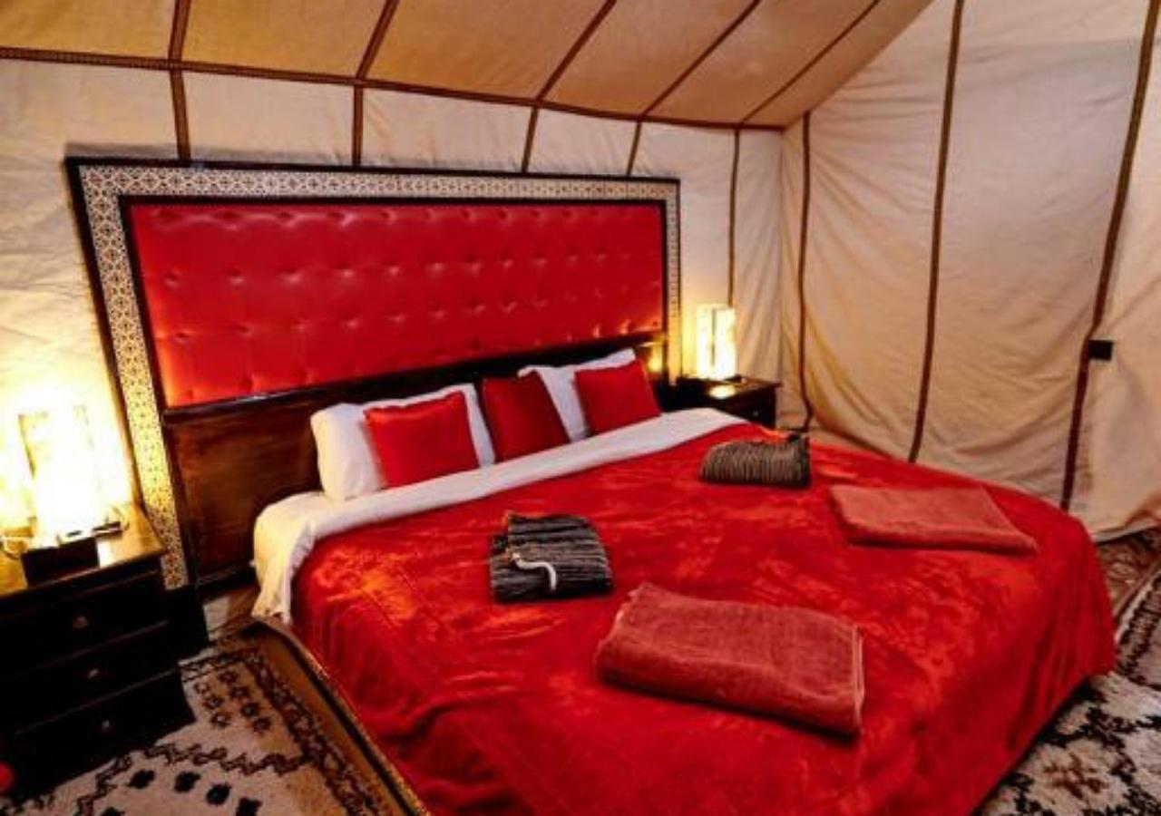 Holiday Luxury Camp Merzouga Buitenkant foto