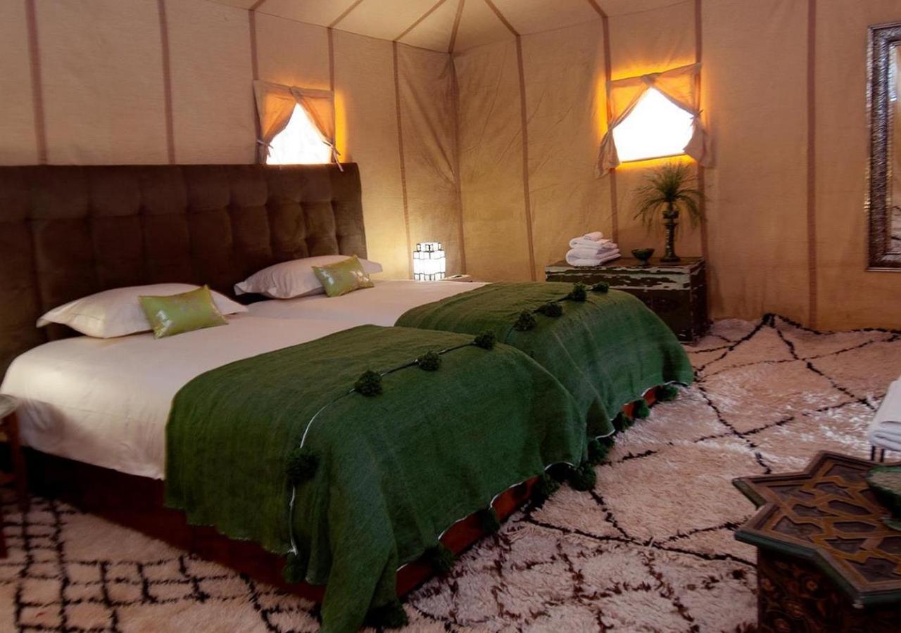 Holiday Luxury Camp Merzouga Kamer foto