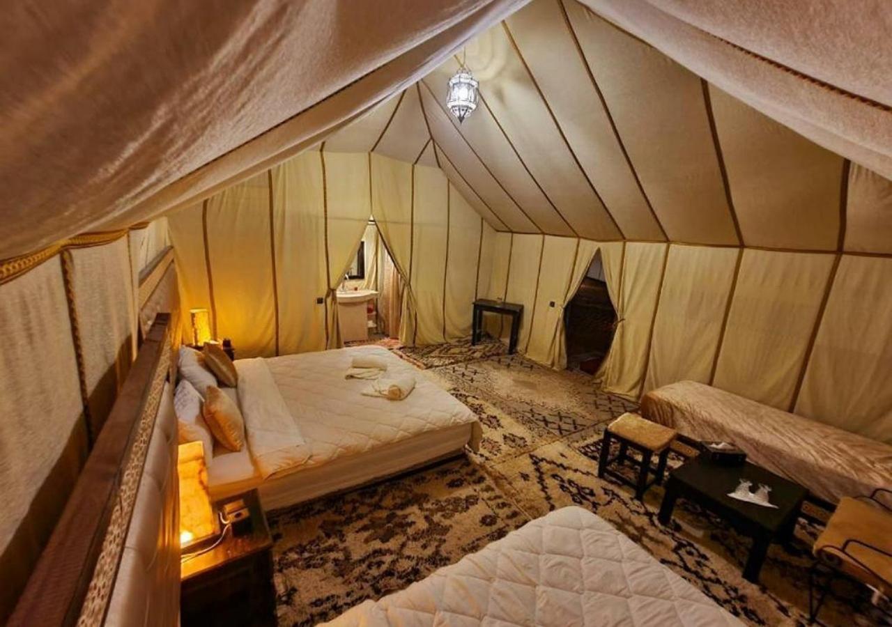 Holiday Luxury Camp Merzouga Kamer foto