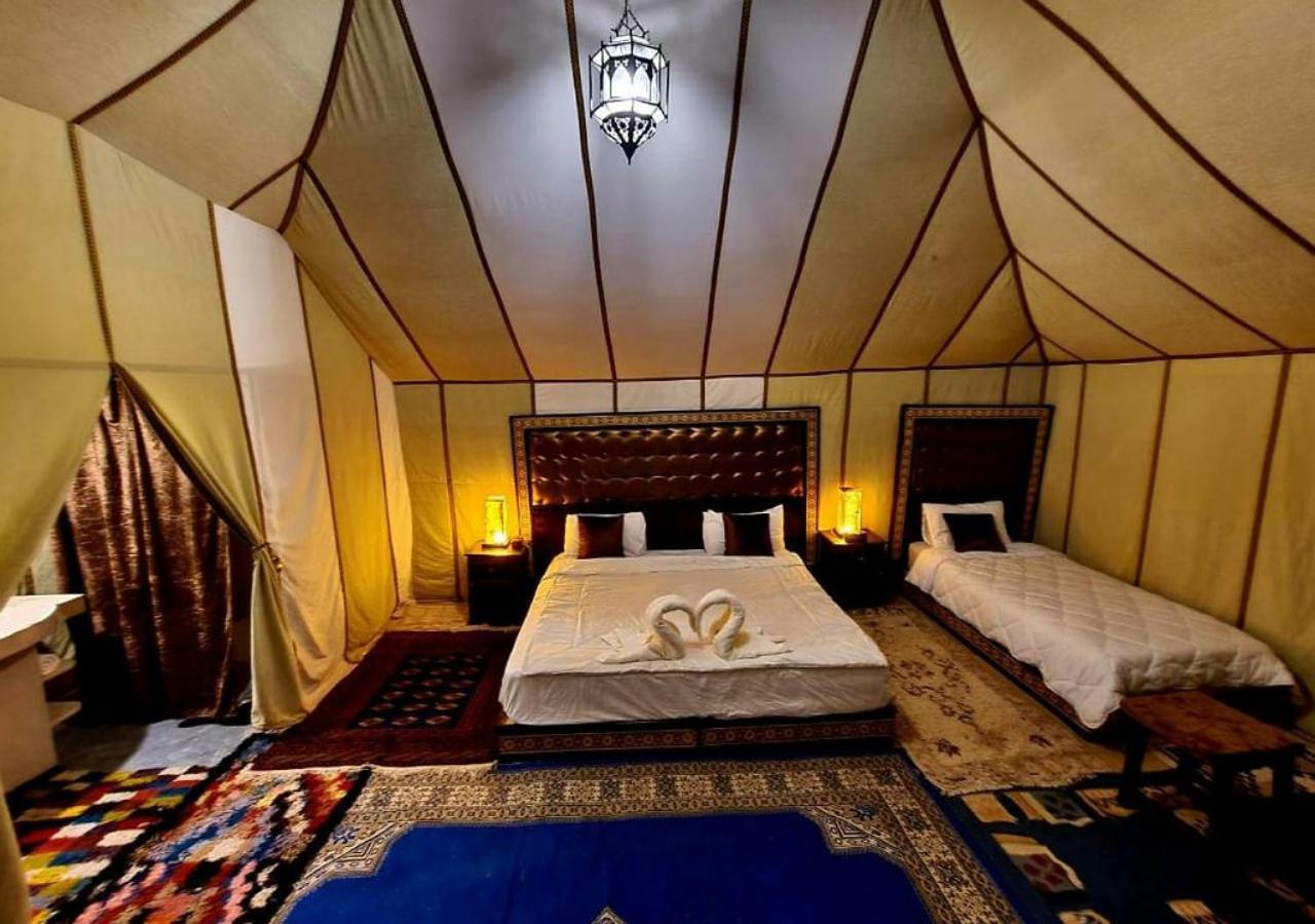 Holiday Luxury Camp Merzouga Kamer foto