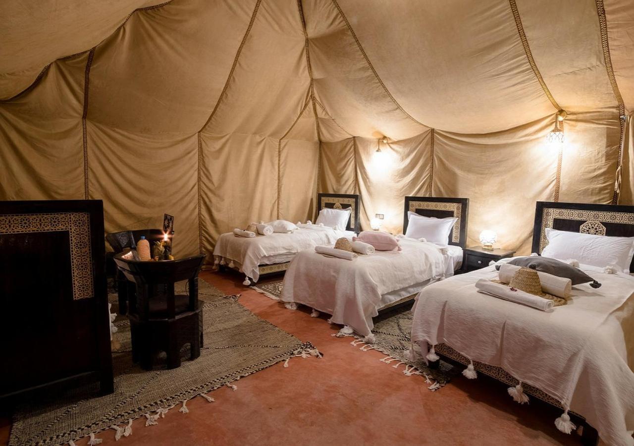 Holiday Luxury Camp Merzouga Kamer foto