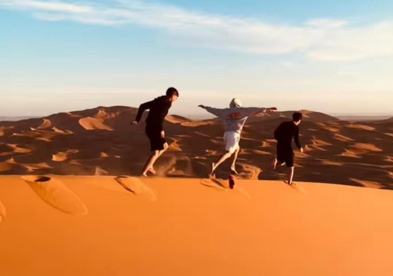 Holiday Luxury Camp Merzouga Buitenkant foto